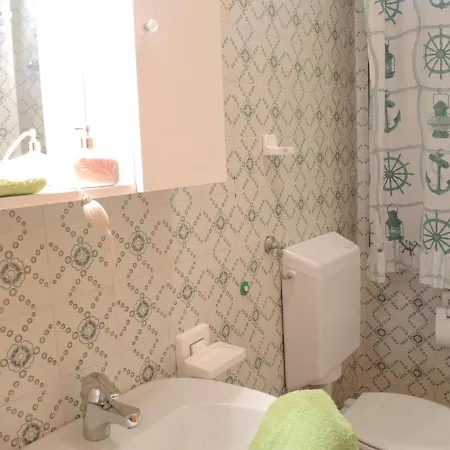Renewed Two-bedroom In - Beahost