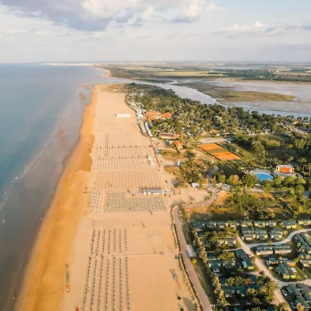 Renewed Two-bedroom In - Beahost Bibione